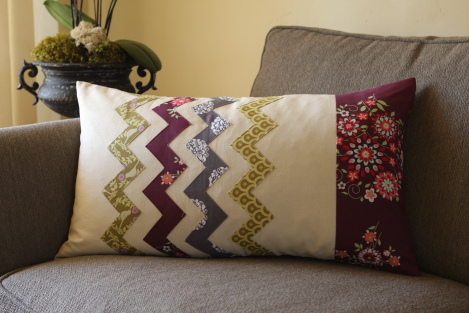 Zig Zag Pillow from Make it Do